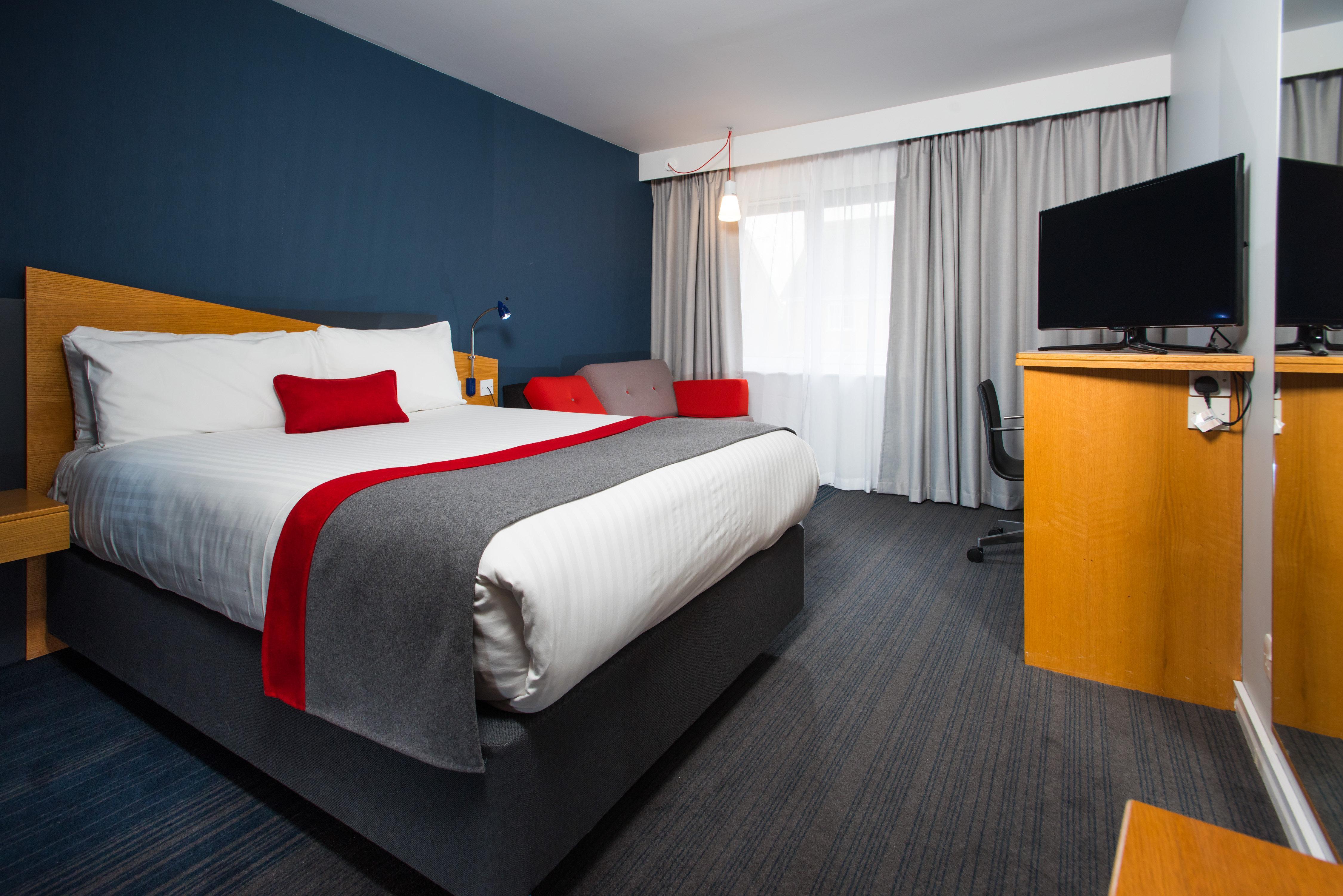 Holiday Inn Express Peterborough By Ihg Экстерьер фото