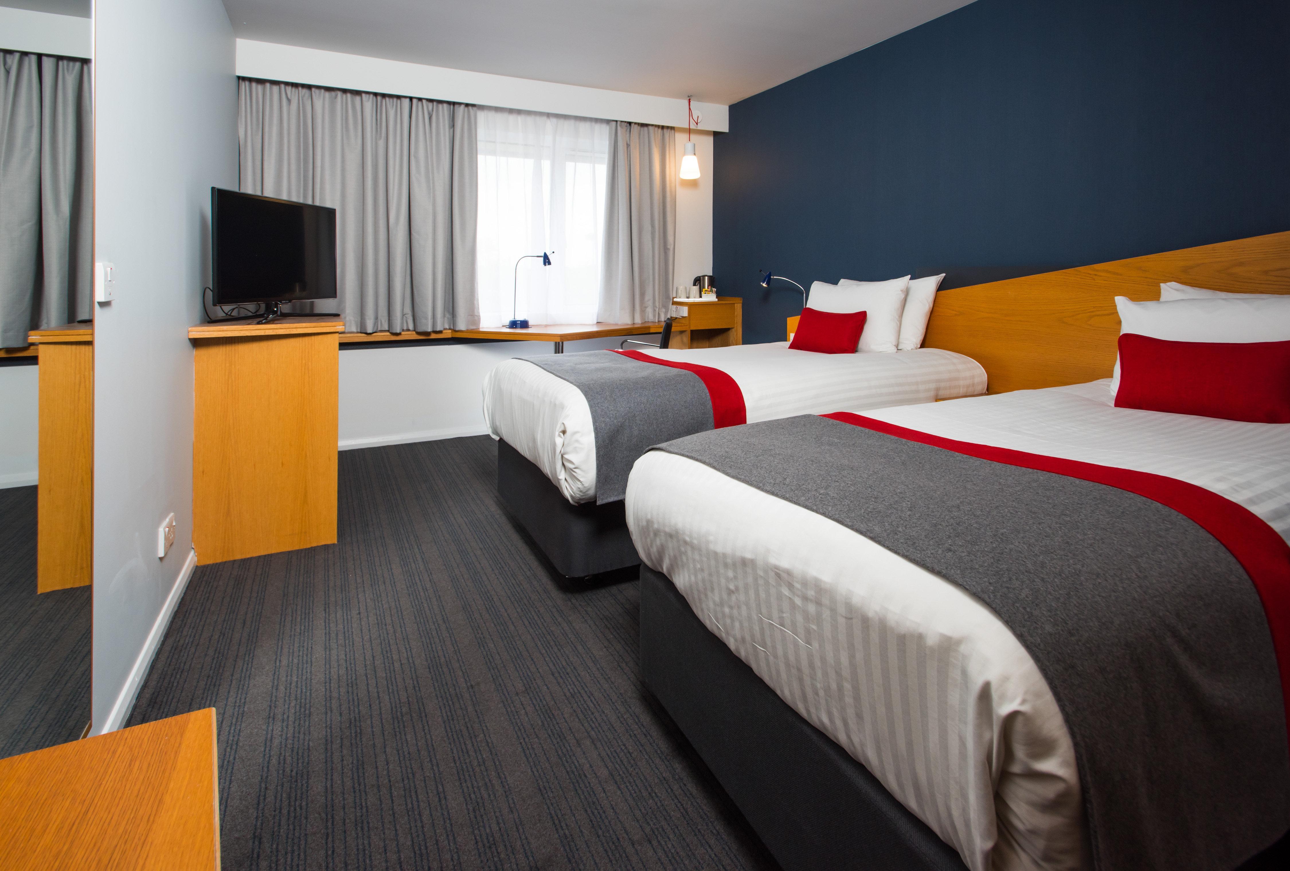 Holiday Inn Express Peterborough By Ihg Экстерьер фото