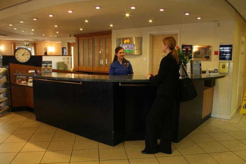 Holiday Inn Express Peterborough By Ihg Интерьер фото